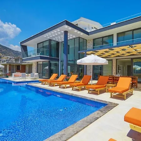 Villa Mediterranean 5bedr Jacuzzi/gym