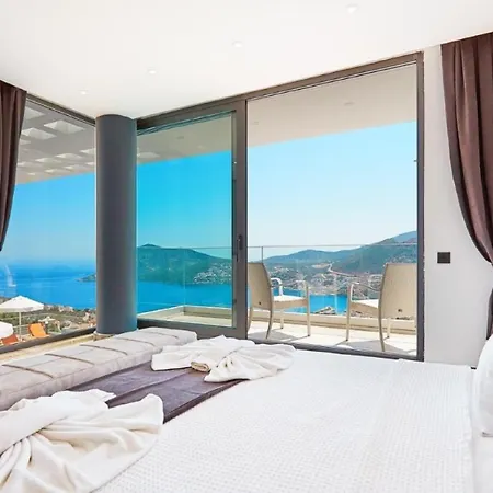Mediterranean 5bedr Jacuzzi/gym Villa Kalkan