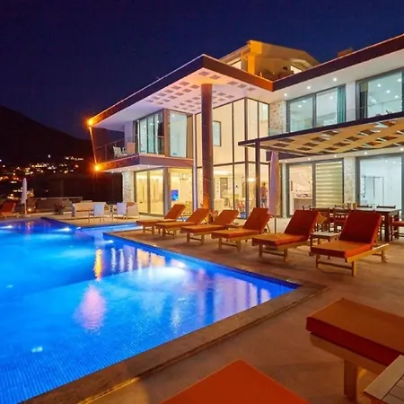 Mediterranean 5bedr Jacuzzi/gym Kalkan